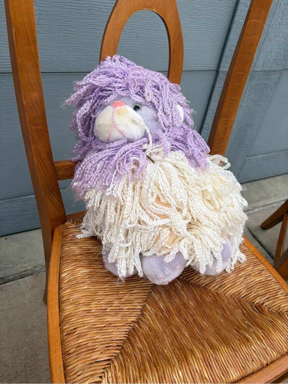 Vintage 80s Shaggy yarn hair mop dog by Creations from Deluxe Playthings (Rare)